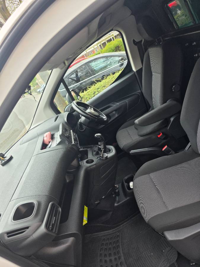 Vauxhall combo L2 size 