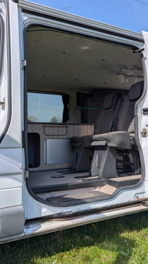 Vivaro Camper