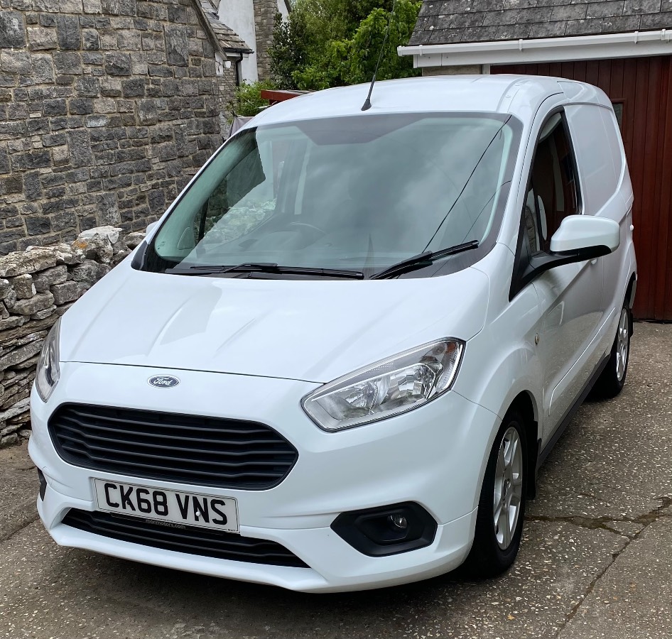 Ford, TRANSIT COURIER Limited, Panel Van, 2018, Manual, 1498 (cc)