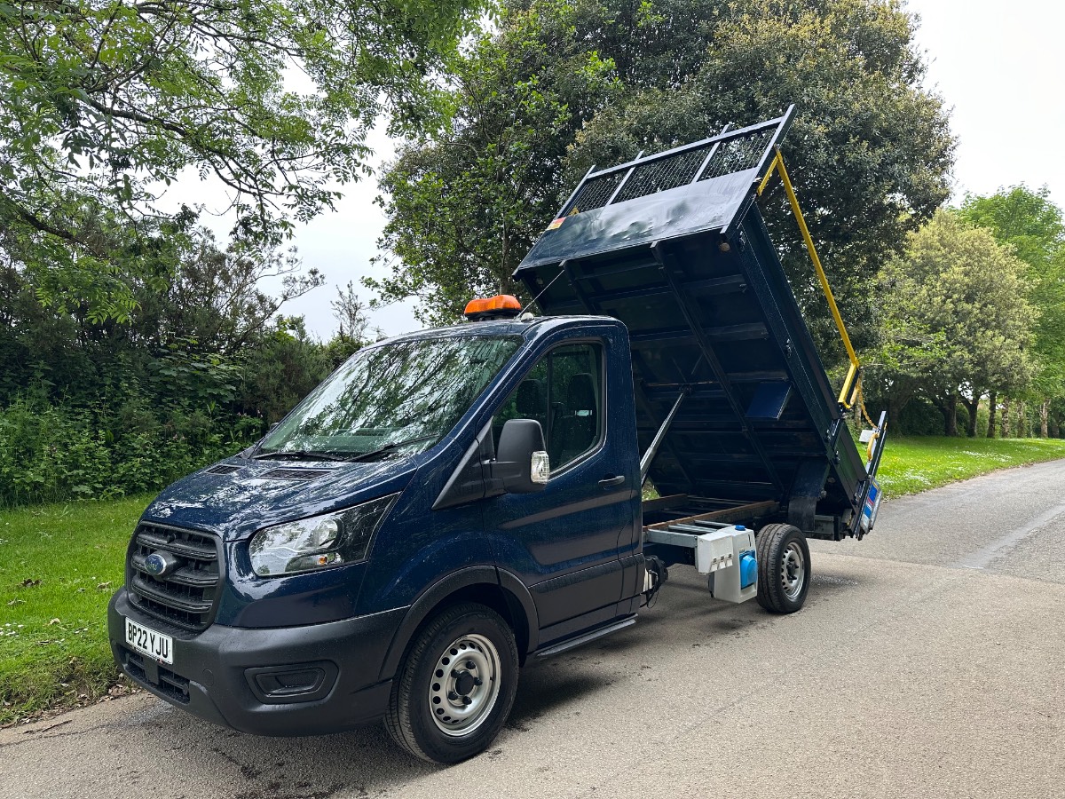 2022 (22) FORD TRANSIT 350 2.0 TDCI ECOBLUE 130BHP [EURO 6] MWB TAIL-LIFT TIPPER - ONLY 41000 MILES!
