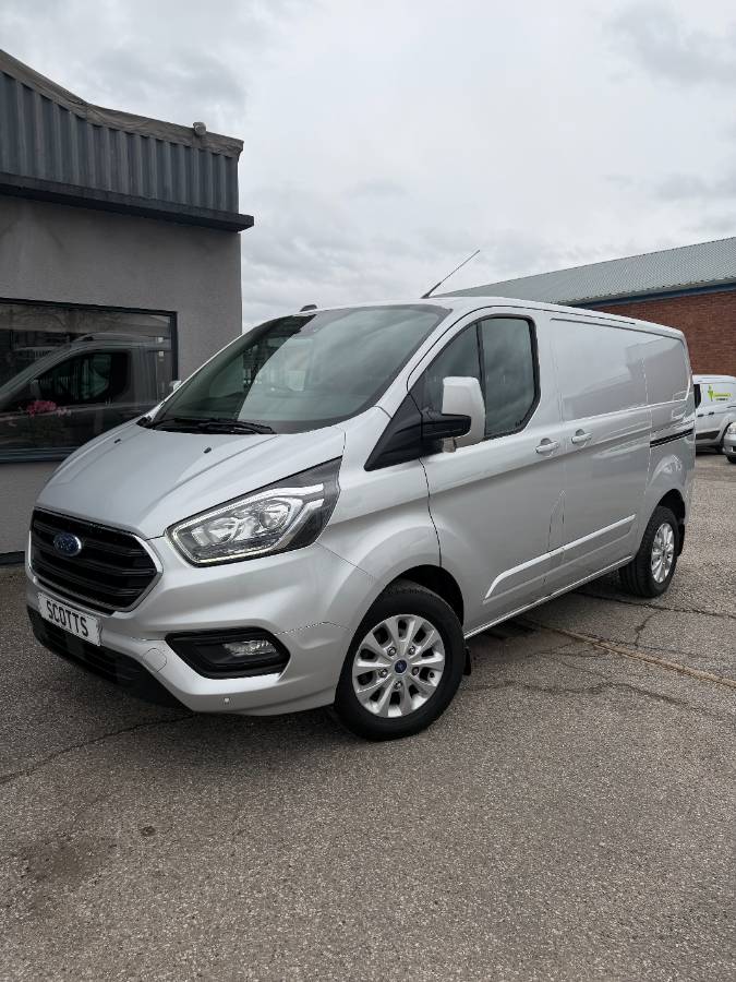 Ford Transit Custom 2.0 EcoBlue 300 Limited SWB