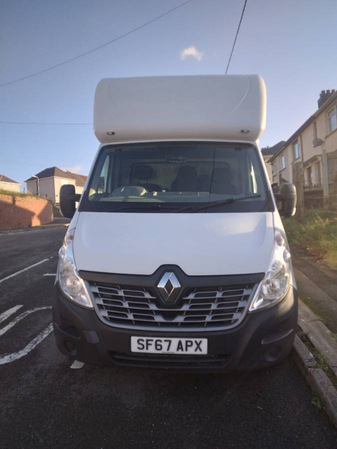 Renault Master XLWB 2.3 Diesel — AdBlue — Tail Lift — Parking Camera — 10 Months MOT