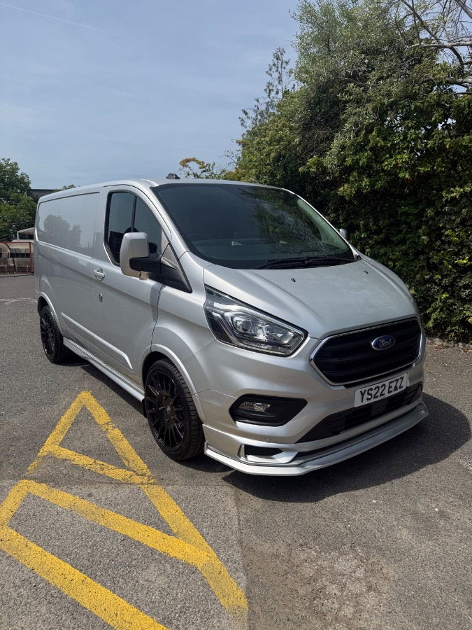 Ford Transit Custom Limited - Sport Styling Kit