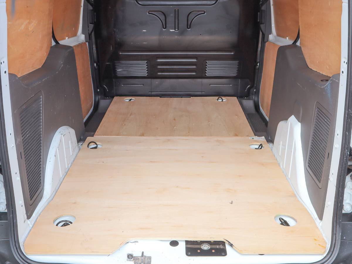 2022 (72) Ford Transit Connect 230 Ecoblue Leader, L2 LWB Van