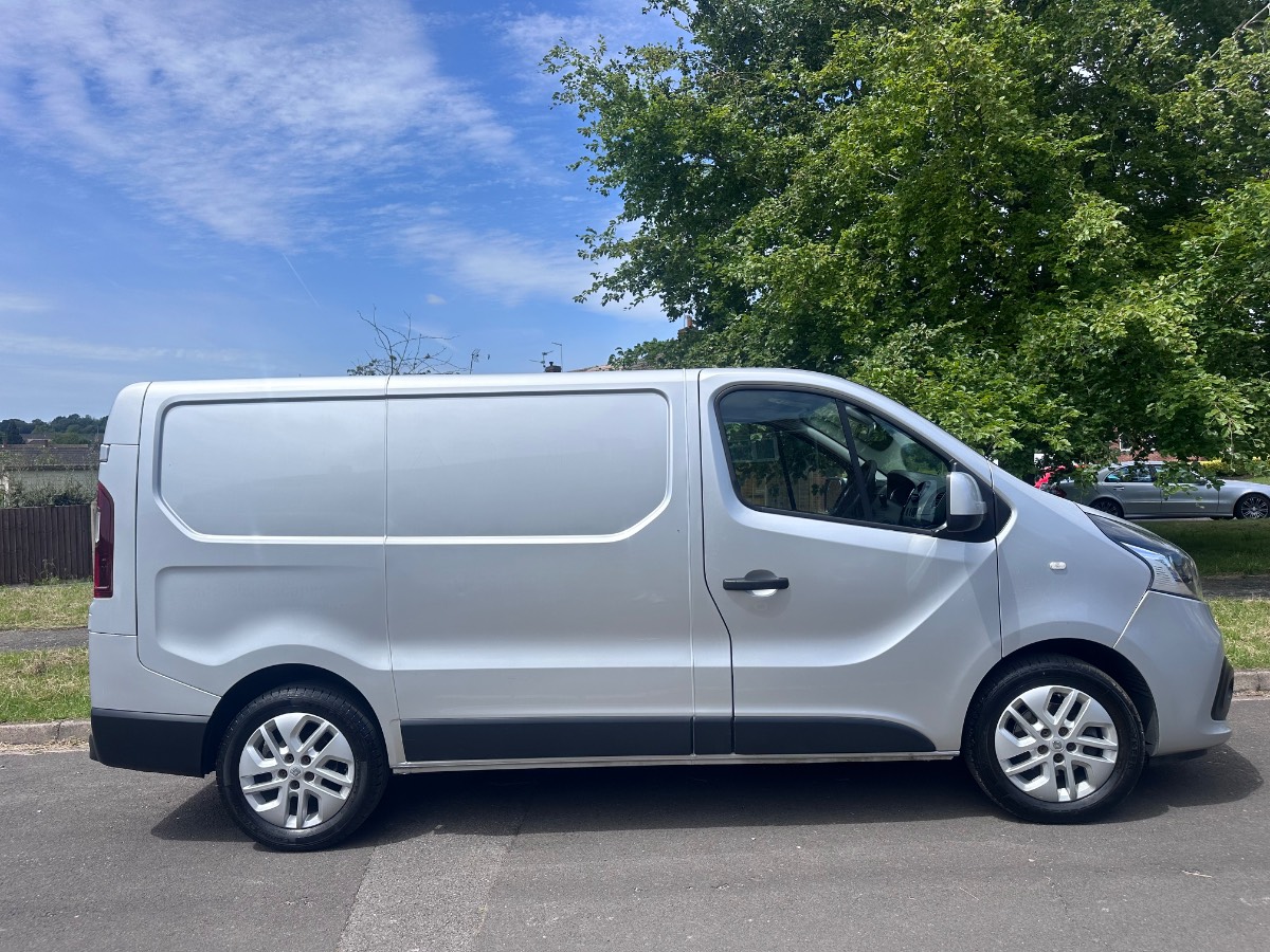 2018 Renault Trafic Sport
