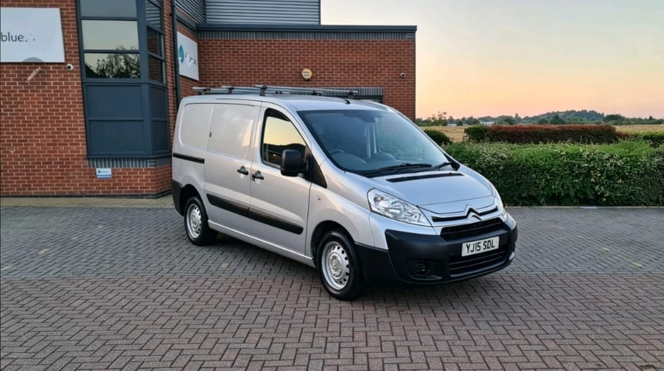 Citroen dispatch 67k 2015 in silver 