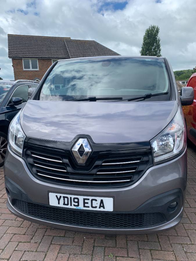 RENAULT TRAFIC LL29 SPORT NAV ENGY DCI panel van 