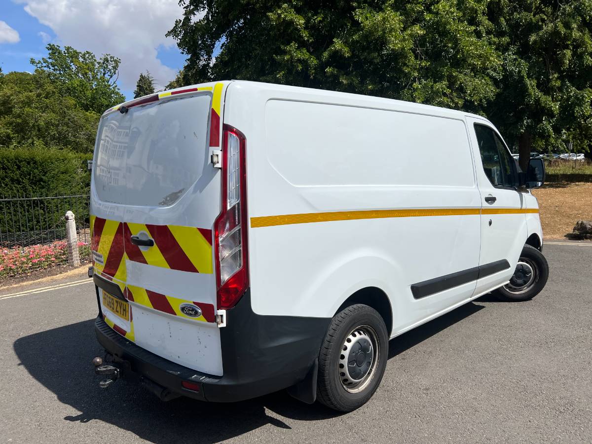 2019 Ford Transit Custom L1H1 2.0 Ecoblue 300 Leader 