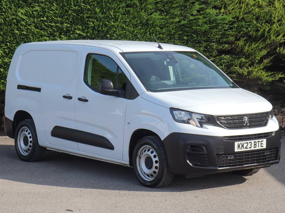 2023 (23) Peugeot Partner 850 Professional Premium + Long L2 LWB 5 Seat Crew Van