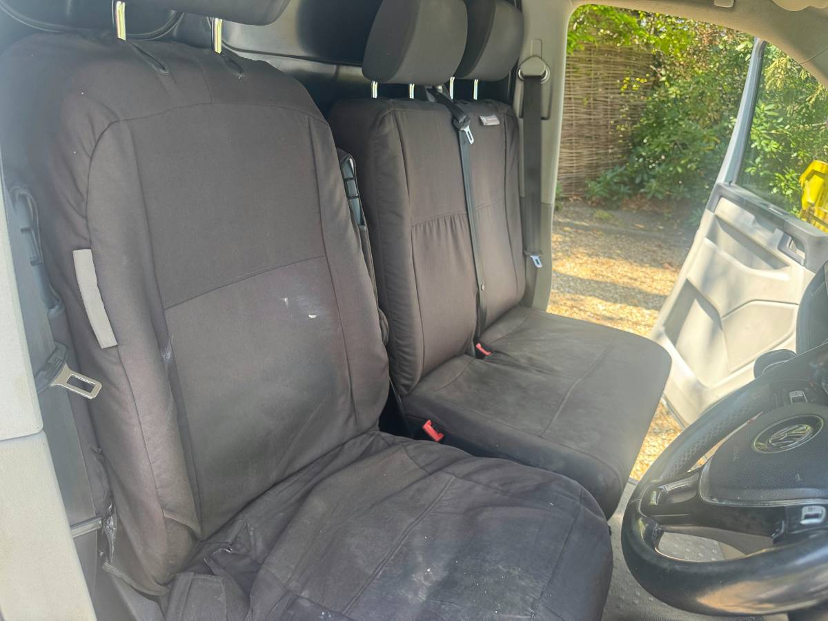 VW Transporter - 2018 - LWB - Auto