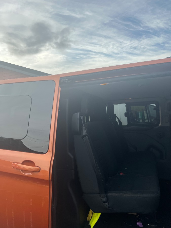 Ford transit custom crew van