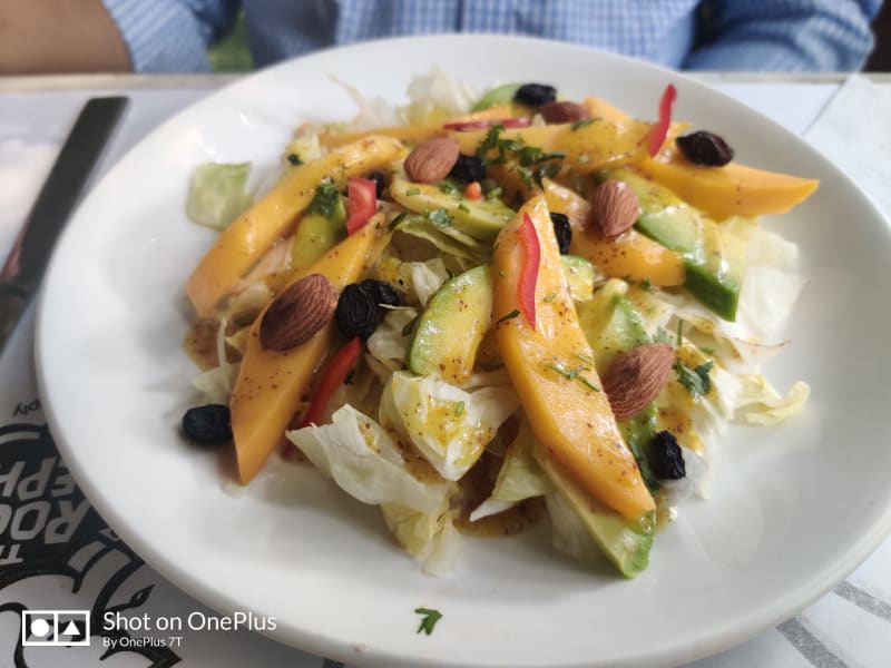 Avocado & Mango Salad