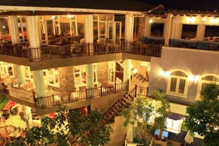 Lighthouse Cafe - Tôn Đức Thắng