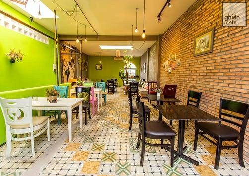 Cafe Con Hẻm Nhỏ - Nguyễn Thị Minh Khai