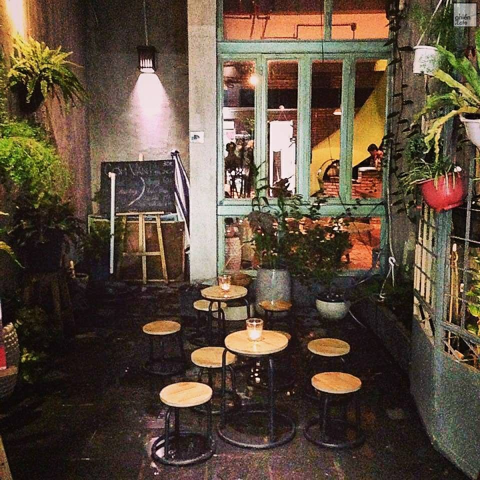 Cafe Con Hẻm Nhỏ - Nguyễn Thị Minh Khai