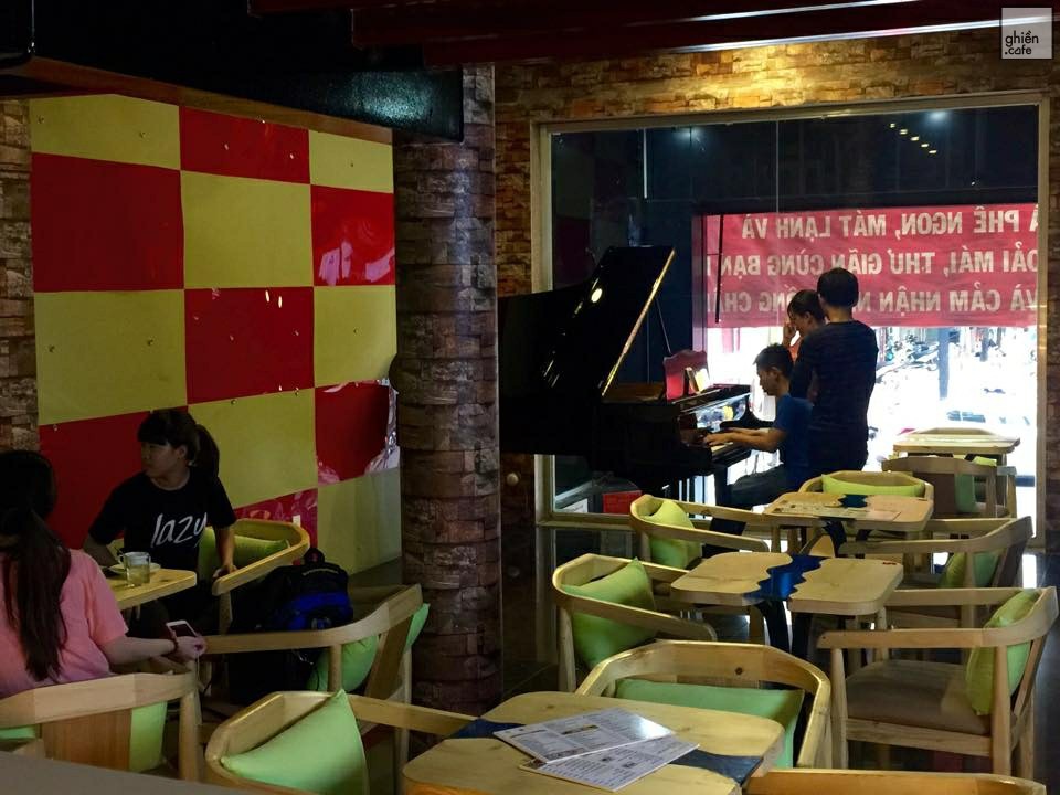 Coffee House Vietnam - Rừng & Biển Cafe
