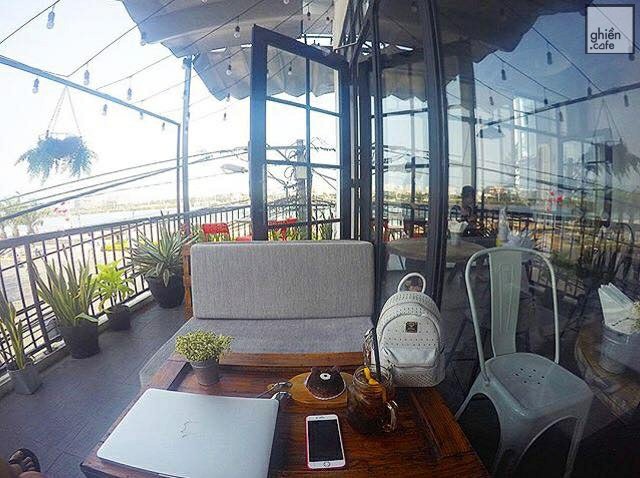 Aroi Dessert Cafe - Bạch Đằng