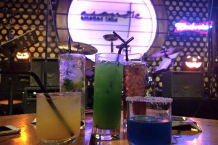 Acoustic - Live Music Cafe