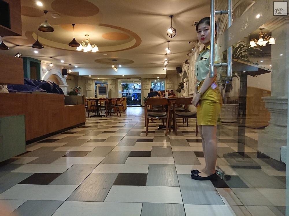 Pha Kê Coffee House