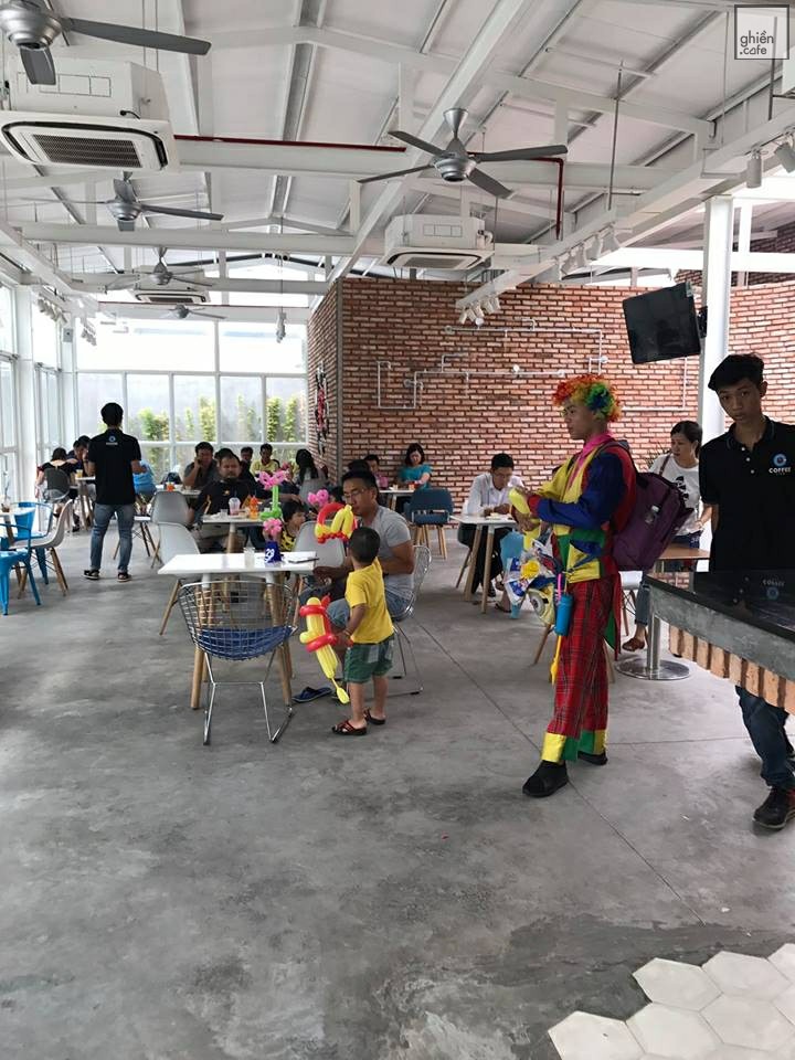 Time Coffee- Lê Văn Lương