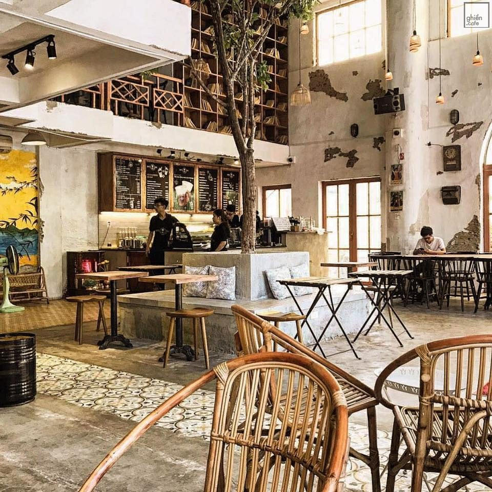 Đen Đá Cafe - Trà Sữa & Trà Đào - Hàm Nghi