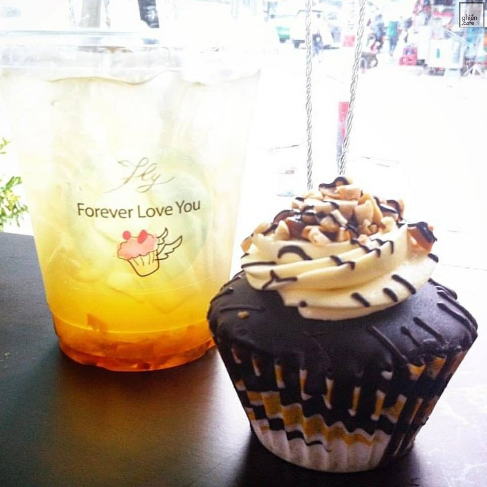 Fly Cupcake Garden - Tú Xương