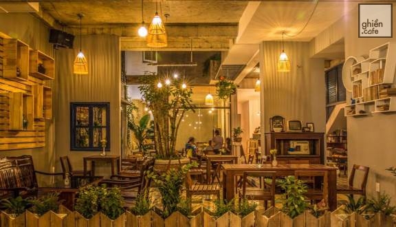 1985 Cafe - Hoàng Hoa Thám