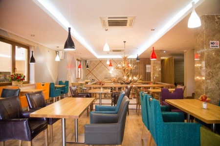 Eurostar Restaurant & Café - Phạm Văn Đồng