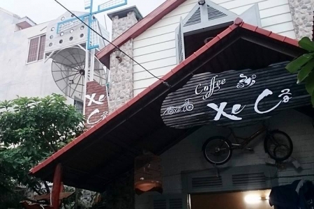 Cafe Xe Cổ - Đường 23 Tháng 10