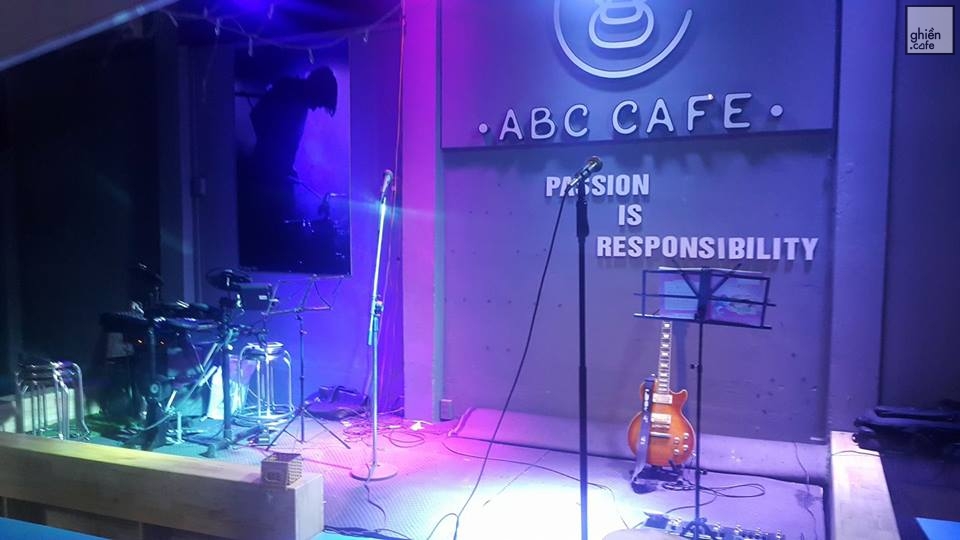 ABC Cafe - Tạ Quang Bửu