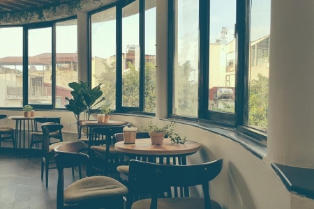 Adapter Workspace & Coffee