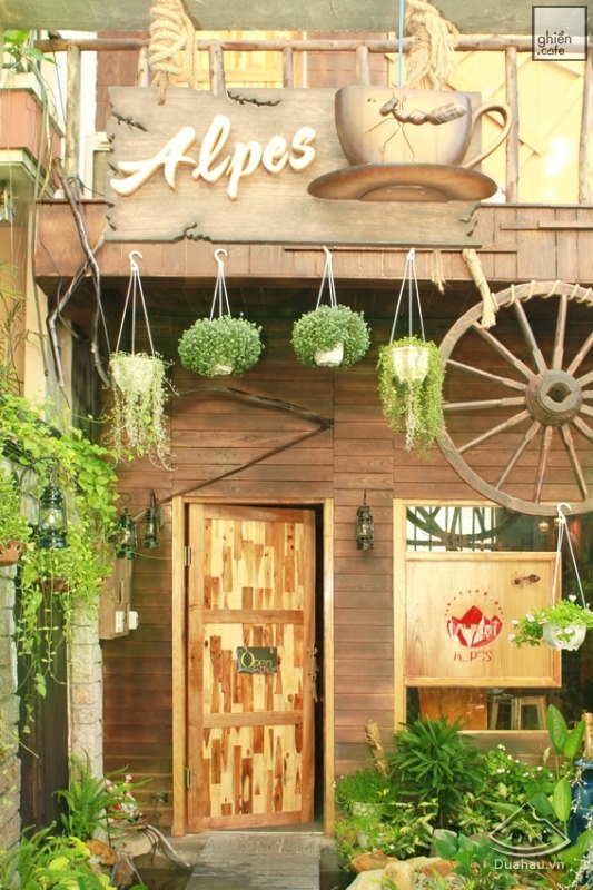 Alpes Café - Lê Văn Sỹ