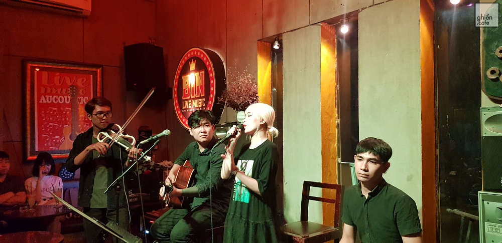 Bin Cafe Acoustic Thủ Đức