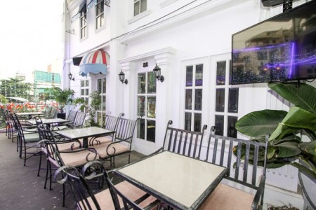 Boulevard Cafe - Phan Xích Long