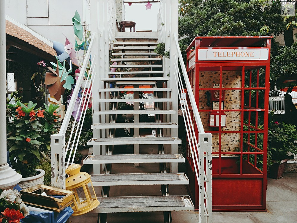 Bụi Sài Gòn Nhà Hàng & Cafe