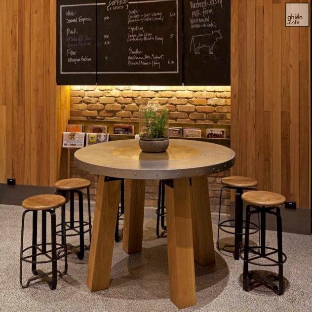 Busstop Coffee & Cakes - Thành Công