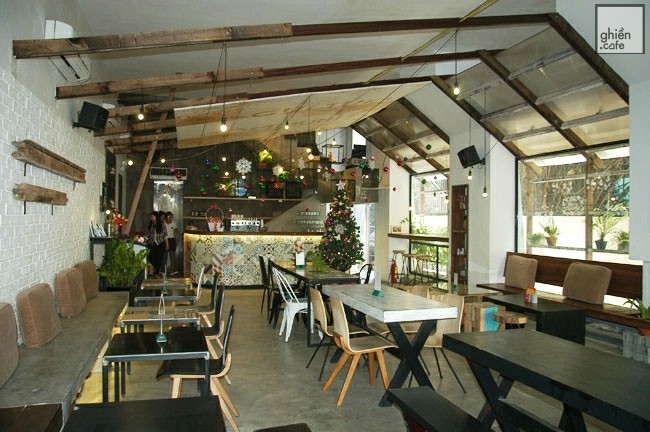 C.on Cafe