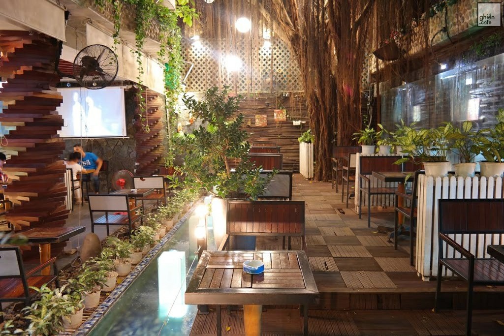 Data Cafe - Quang Trung