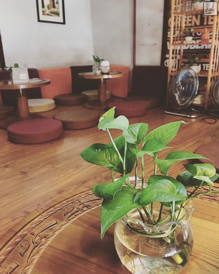 Chat And Date Cafe - Văn Miếu
