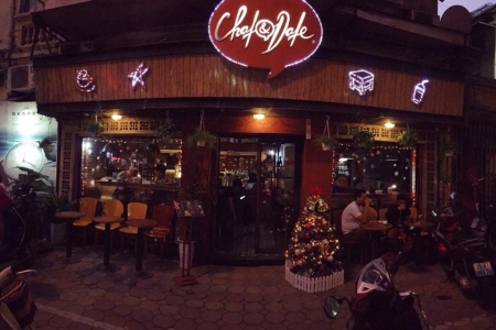 Chat And Date Cafe - Văn Miếu
