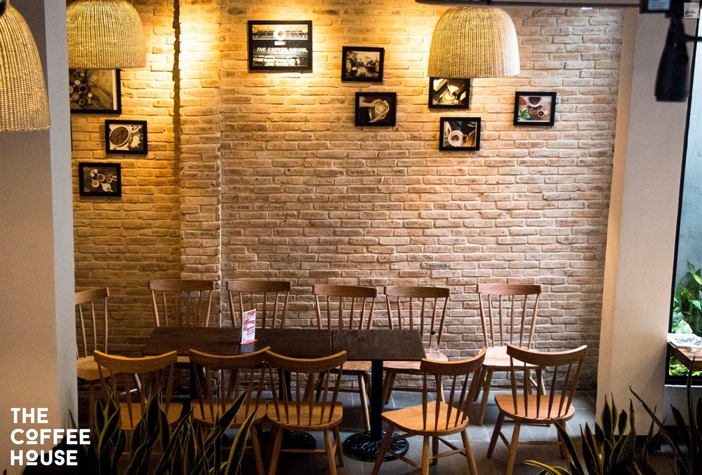 The Coffee House - 8Bis Hoàng Hoa Thám