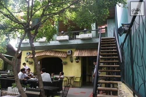 Cõi Mơ Cafe - Lũy Bán Bích