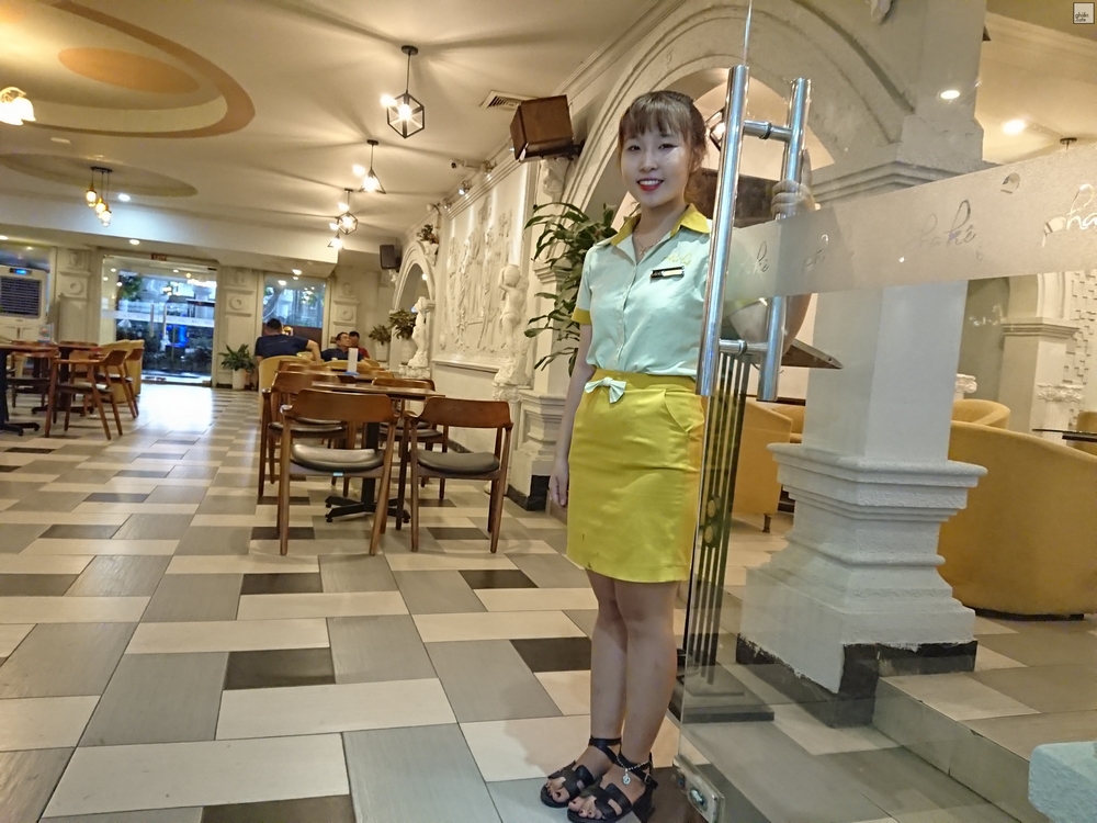 Pha Kê Coffee House