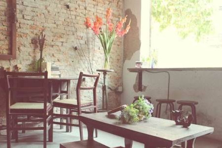 Yes. We Are Open Cafe - Tô Hiến Thành
