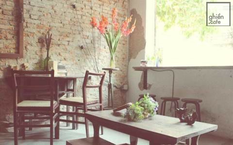 Yes. We Are Open Cafe - Tô Hiến Thành