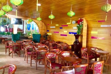 New Royal Coffee & Live Music - Lê Duẫn