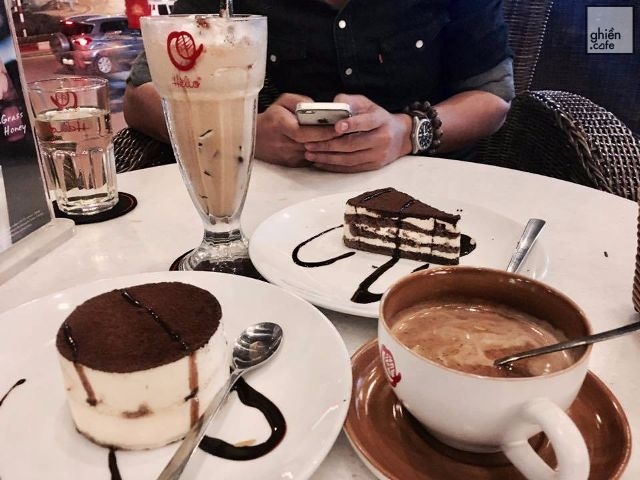 helio coffee - bà triệu