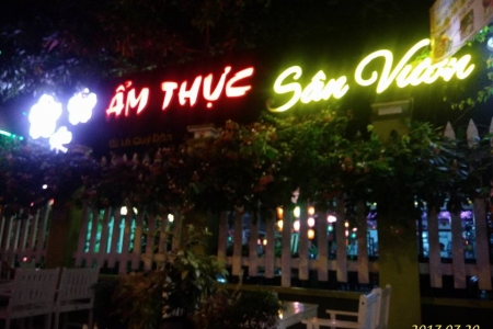 Hoa Anh Đào - Cafe & Ẩm Thực Sân Vườn - Lê Quý Đôn