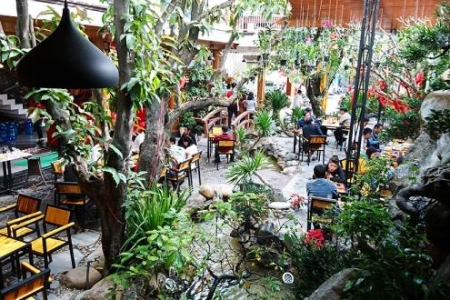 Hương Hương Coffee - Lê Quý Đôn