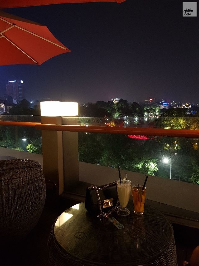 I-Feel Cafe & Lounge